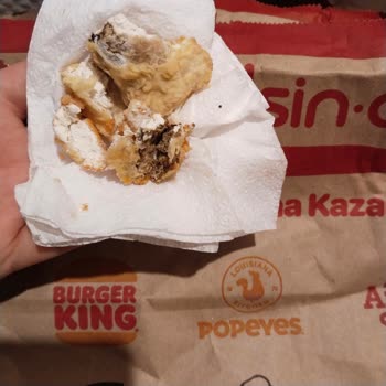 Popeyes Nugget'tan Çıkan Şok Edici Durum
