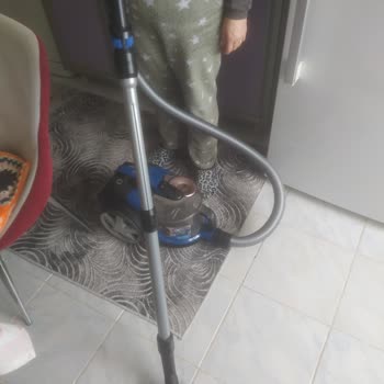 Philips Süpürge: Kilit Mekanizması Sorunu Ve Müşteri Hizmetleri Hayal Kırıklığı