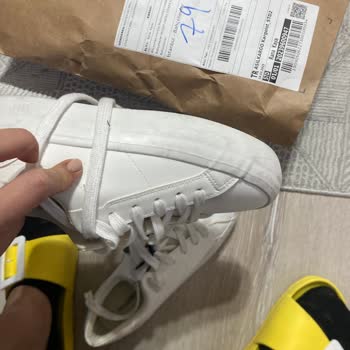 Pull And Bear'dan Gelen Hayal Kırıklığı: Kullanılmış Ayakkabı Şoku