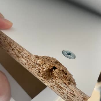 Vivense'den Aldığım Gardırop Kırık Çıktı, İade Süreci Tıkanmış Durumda