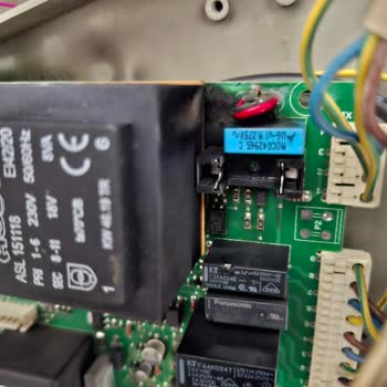 Elektrik Kesintisi Ve Düşük Voltaj Nedeniyle Kombi Hasarı
