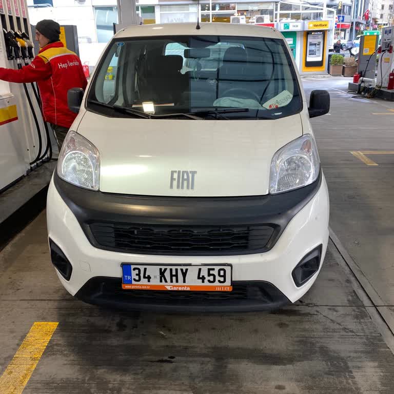 Shell İstasyonunda Saldırgan Araç Kullanımı Ve Hakaret