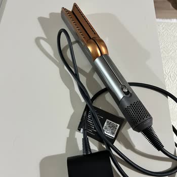 Dyson Airstrait Saklama Kutusu Eksikliği