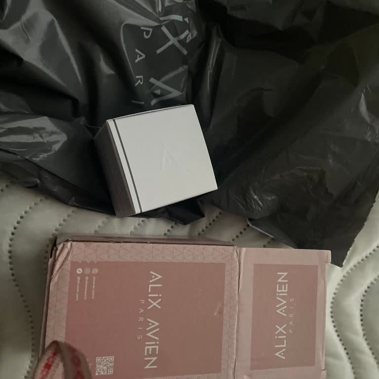 Eksik Gönderilen Makyaj Bazı Şikayeti