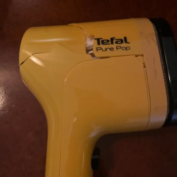 THY Uçuşunda Bagajdaki Seyahat Ütüsü Kırıldı