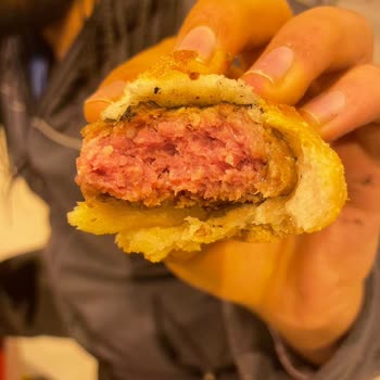 İftar Siparişi Fiyaskosu: Geç Gelen Çiğ Köfteler