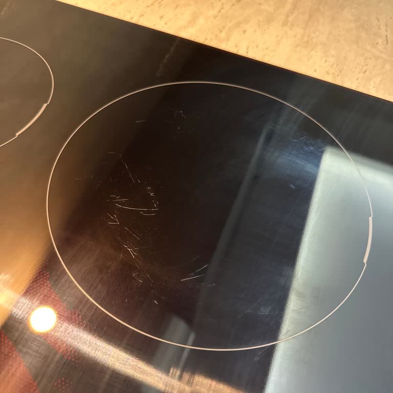 Yeni Ocak, İlk Kullanımda Çiziklerle Hayal Kırıklığı