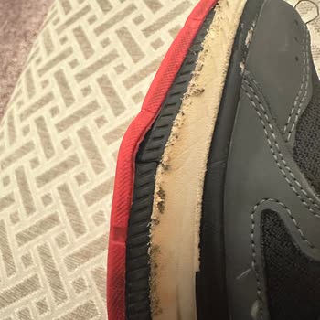 Skechers Ayakkabıda 5 Ayda Büyük Hayal Kırıklığı