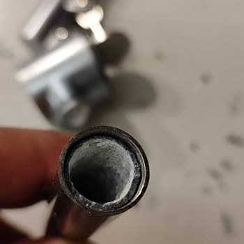 Migros'tan Aldığım Sarımsak Ezici Kısa Sürede Kırıldı