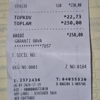 Çiğ Köfte İçindeki Ceviz Kabuğu Dişimi Kırdı!