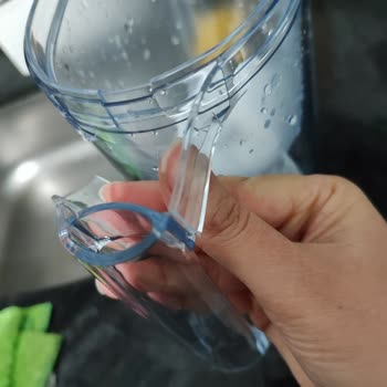 Yeni Alınan Sürahi Sapı İlk Kullanımda Kırıldı