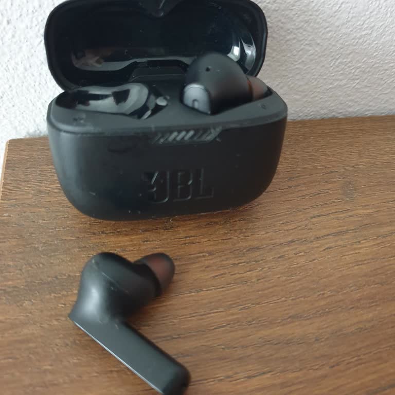 JBL Kulaklıkta Beklenmedik Şarj Sorunu Ve Güven Kaybı