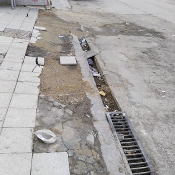 Başkent Elektrik'in Tehlikeli Kazı Çalışması