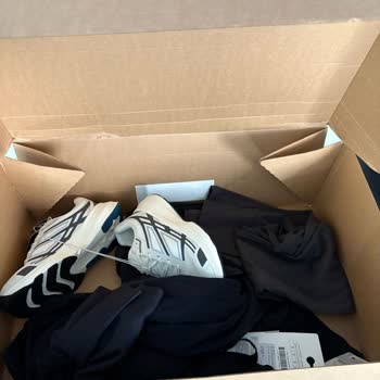 Oysho'dan Gelen Ürünlerde Kötü Koku Ve Paketleme Sorunu