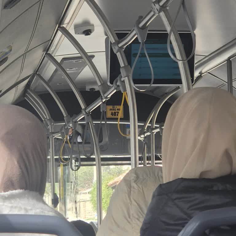 Otobüs Şoförünün Uygunsuz Tavrı