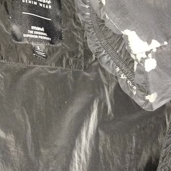 Mavi Mont Kalitesizliği: 2 Yılda Parçalanan Ürün