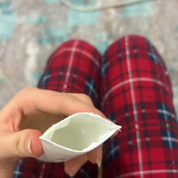 Rossmann'dan Aldığım Nemlendirici Ambalajı Patladı