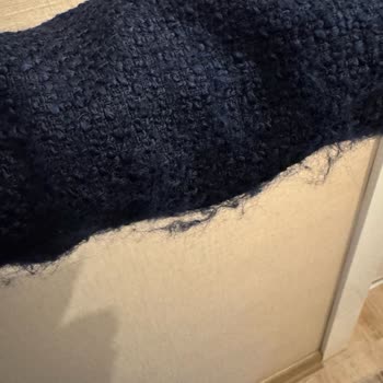 Trendyol'dan Alınan Sateen Marka Ceket Ve Etek Üretim Hatası Nedeniyle Tüyleniyor