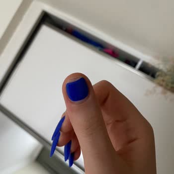 Pop Shell Beauty Studio Yüksek Ücret, Düşük Kalite: Tırnak Kırılmaları Ve İlgisizlik