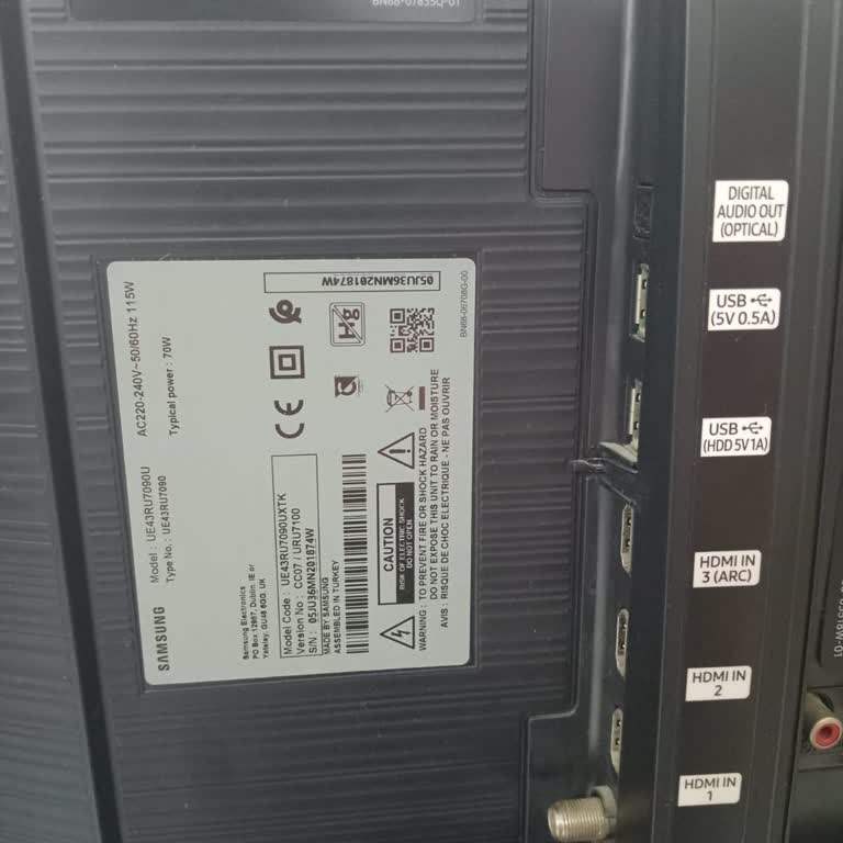 Samsung Televizyonumda Kronik Panel Arızası Ve Yetersiz Müşteri Desteği