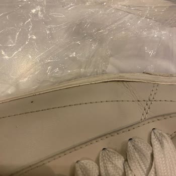 Tommy Hilfiger Ayakkabıda Beklenmedik Kalite Sorunu