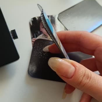 Magnet Bastır Kusurlu Magnetler Ve İletişim Sorunu