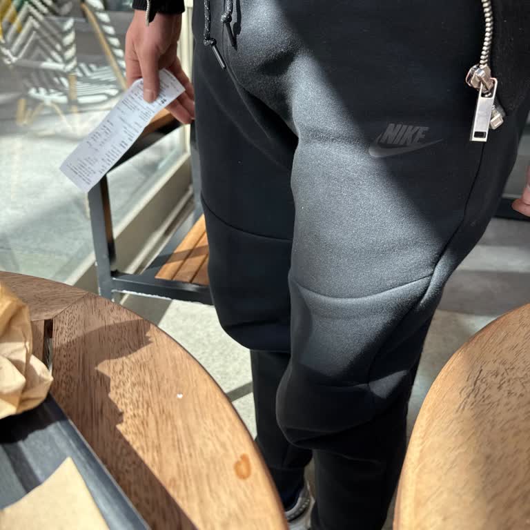 Nike Eşofman Altında Beklenmedik Bollaşma