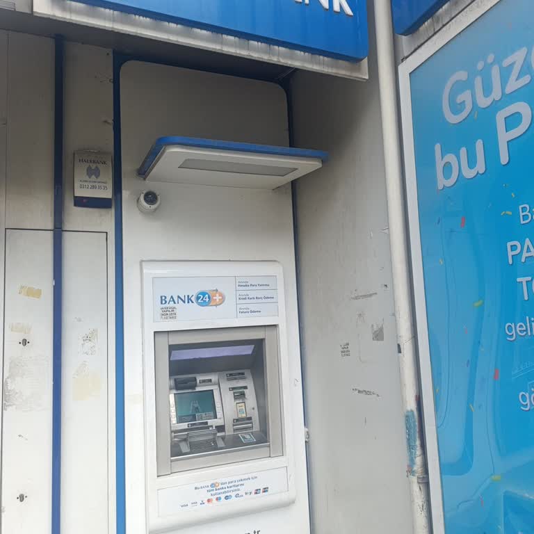 Halkbank ATM'si Kartımı Yuttu Ve Yardım Alamadım