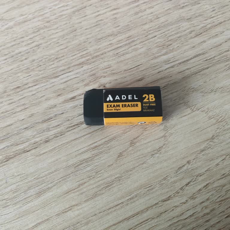 Adel Silgilerinin Dayanılmaz Kokusu