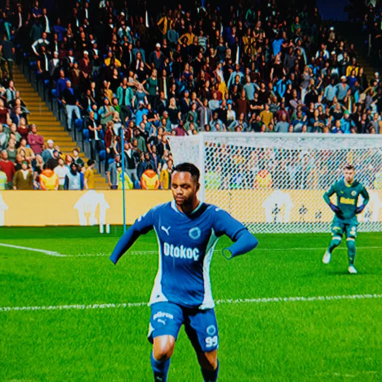 EA Sports FC 25 Update Broke Player Models—Missing Faces, Arms, and Visual Glitches