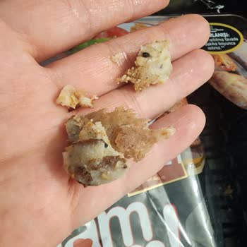 Namet Dönerdeki Belirsiz Yeşil-sarı Madde Ve Yanık Parçalar