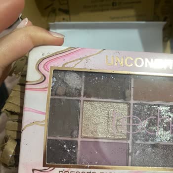 Kırık Far Paleti Ve Ulaşılamayan Müşteri Hizmetleri