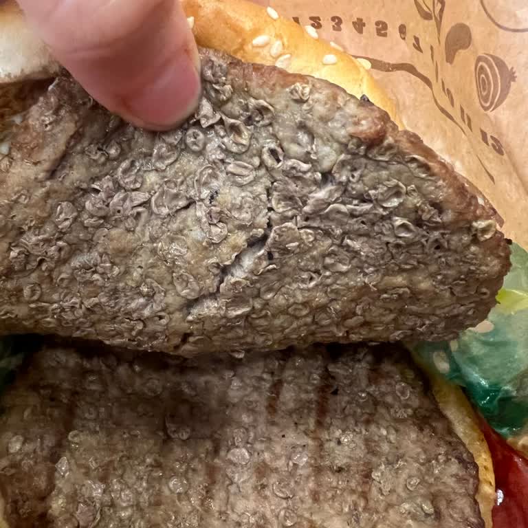 Güler Yüz Ve Et Pişirme Sorunu