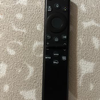 Samsung TV Kumandası Sürekli Takılıyor