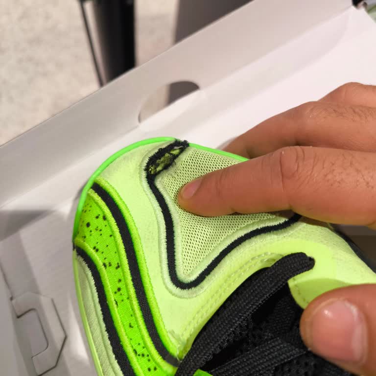 Nike Ayakkabıda Erken Açılma: Değişim Talebi Reddedildi