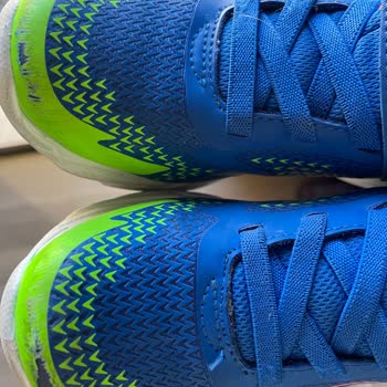 Skechers Ayakkabı İlk Giyimde Soyuldu
