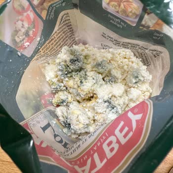 Muratbey Lor Peynirinde Beklenmedik Siyah Tanecikler