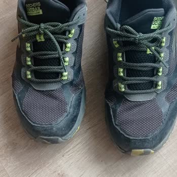 Skechers Ayakkabıda Yırtılma: Kullanıcı Hatası Mı?