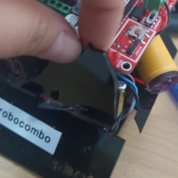 Kırık Ürünler Ve Yetersiz Müşteri Hizmetleri