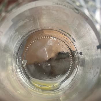 Meyve Suyunda Cam Parçaları: Güvenlik Sorunu