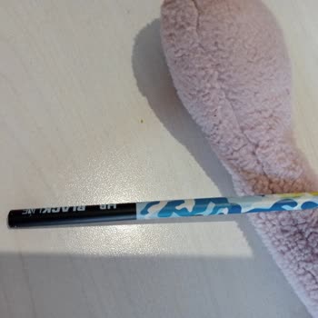 Adel Blackline Kalem Tasarım Hatası