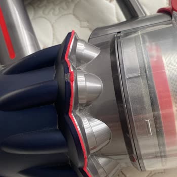 Dyson V12 Süpürgemin Çekiş Gücü Sorunu