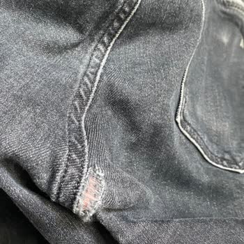 Mavi Kot Pantolon Yırtılma Ve Renk Sorunu