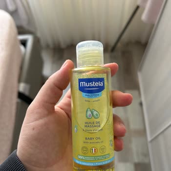 Mustela Ürünleri Bebeklerde Cilt Sorunlarına Yol Açıyor