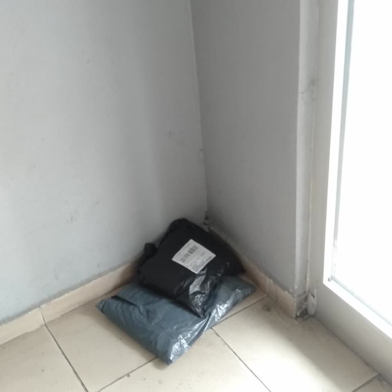 Sürat Kargo İle Yaşanan Teslimat Sorunu Ve Saygısız Davranış