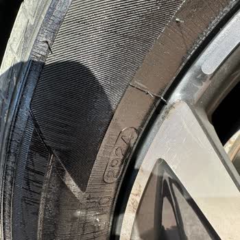 Hyundai İ20'nin Garanti Kapsamı Ve Lastik Sorunları