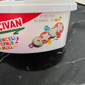 Küflü Peynir Şoku: Çocuğuma Yedirecektim!