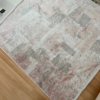 Işıl Halı Yıkama (İstanbul) Halı Yıkama Kabusu: Gri Halı Pembe Geldi!