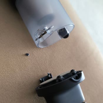 Yeni Alınan Süpürge İlk Kullanımda Kırıldı!