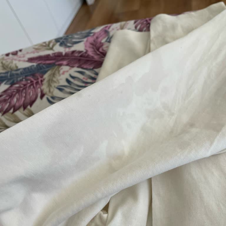 Hoover Çamaşır Makinesi: Gürültü Ve Leke Sorunu